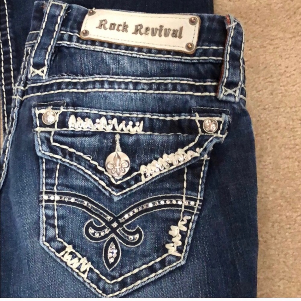 Rock revivals size 26 skinny. Worn once